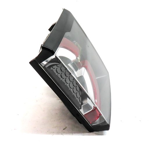 Thumbnail 5: 2015-2019 LAND ROVER DISCOVERY SPORT (L550) LEFT REAR INNER TAILLIGHT LIGHT LAMP