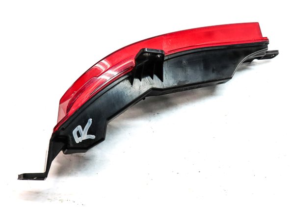 Thumbnail 4: 15-19 LAND ROVER DISCOVERY SPORT (L550) RIGHT REAR BUMPER TAILLIGHT LIGHT LAMP