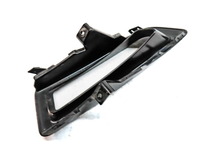 Thumbnail 12: 2016 LAND ROVER DISCOVERY SPORT (L550) FRONT RIGHT PASSENGER FOGLIGHT TRIM
