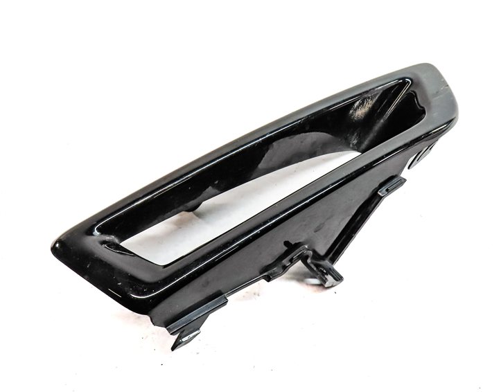 Thumbnail 7: 2016 LAND ROVER DISCOVERY SPORT (L550) FRONT RIGHT PASSENGER FOGLIGHT TRIM
