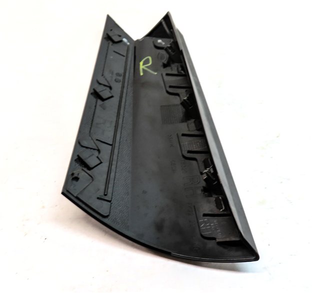 Thumbnail 7: 2016 LAND ROVER DISCOVERY SPORT (L550) REAR RIGHT D PILLAR TRIM MOULDING (BLACK)