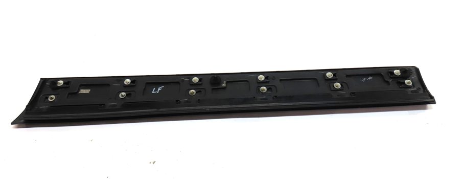 Thumbnail 4: 2015-2019 LAND ROVER DISCOVER SPORT (L550) FRONT LEFT DRIVER DOOR MOULDING TRIM