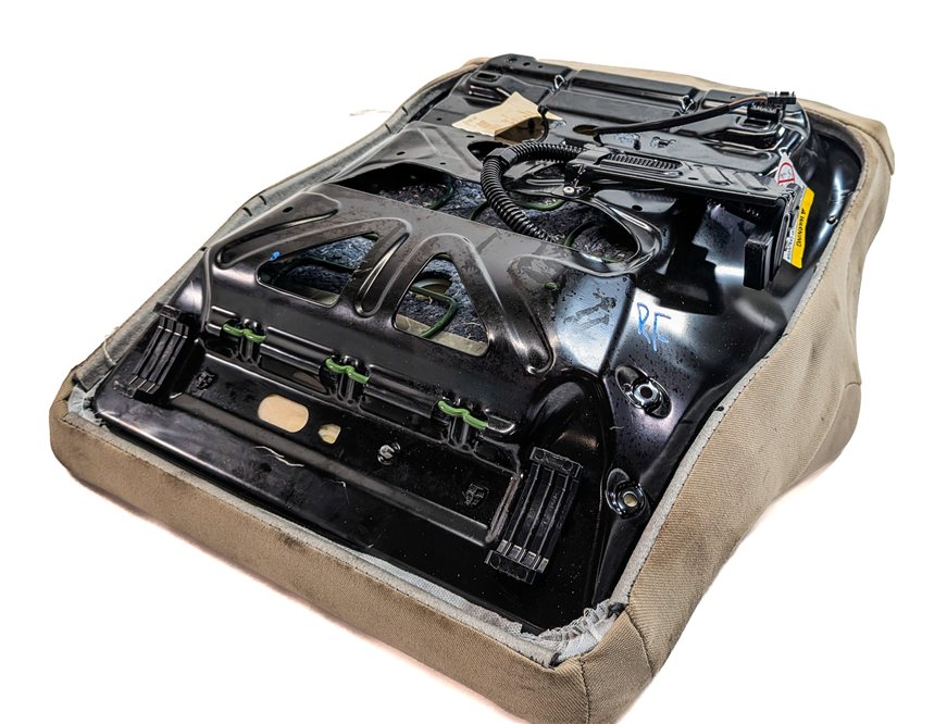 Thumbnail 5: 2015 MERCEDES E400 (A207) FRONT RIGHT LOWER MEMORY HEAT VENT SEAT CUSHION(Beige)