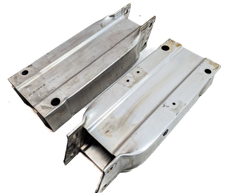 14-17 MERCEDES E-CLASS (A207 C207 W207) FRONT BUMPER REINFORCEMENT BRACKET SET