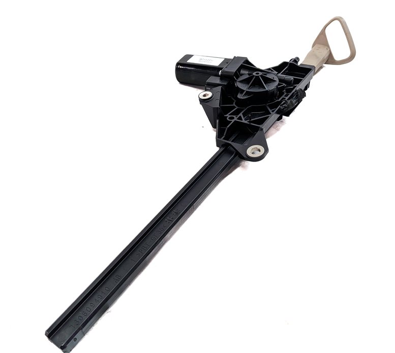 Thumbnail 5: 2015 MERCEDES E400 CONV (A207) FRONT LEFT DRIVER SEATBELT HANDOVER ARM (Beige)
