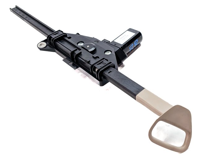 Thumbnail 3: 2015 MERCEDES E400 CONV A207 FRONT RIGHT PASSENGER SEATBELT HANDOVER ARM (Beige)
