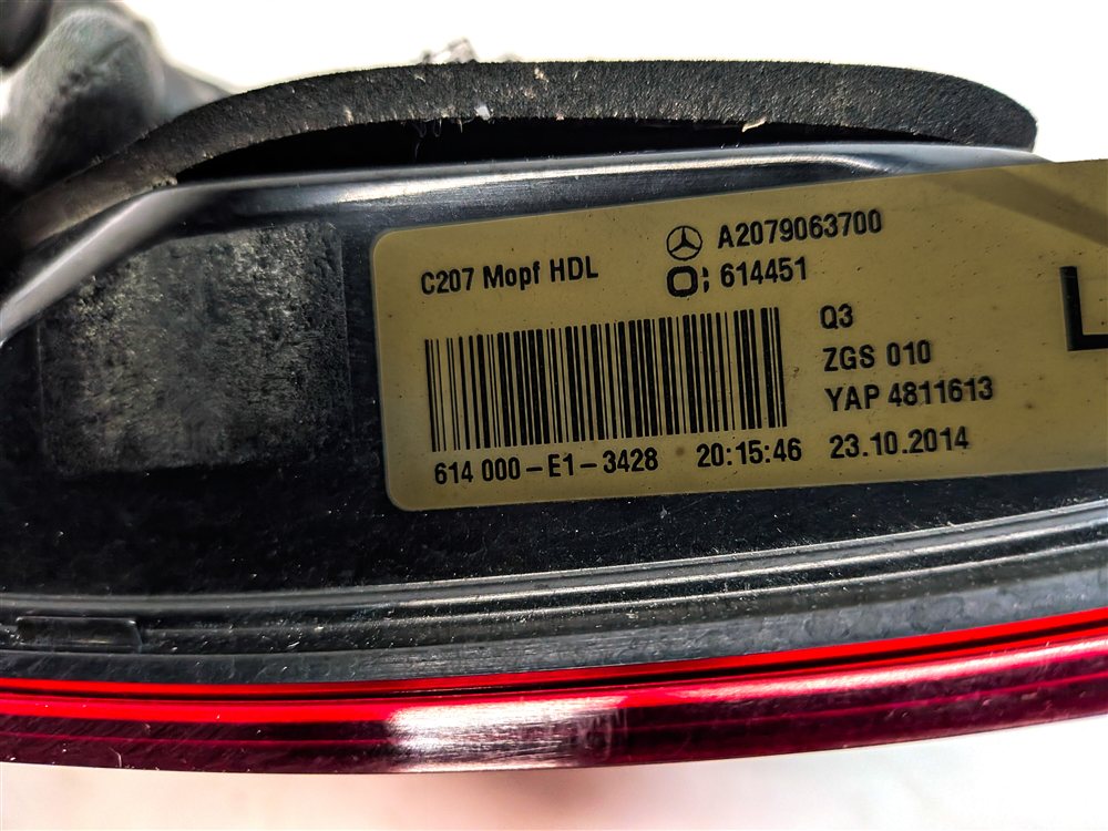 Thumbnail 9: 14-17 E-CLASS W207 COUPE CONVERTIBLE REAR LEFT INNER TRUNK TAILLIGHT LIGHT LAMP