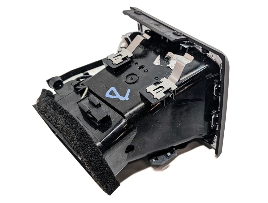 Thumbnail 5: 2015 MERCEDES E400 CONV (A207) FRONT RIGHT PASSENGER DASH HEAT AIR AC HVAC VENT