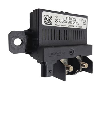 Thumbnail 3: 2015 MERCEDES E400 CONV (A207) 3.5L (276.820) ENGINE BATTERY MONITOR MODULE