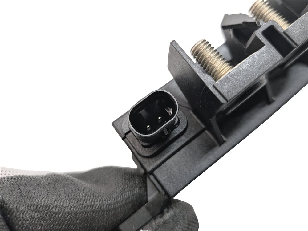 Thumbnail 5: 2015 MERCEDES E400 CONV (A207) 3.5L (276.820) ENGINE BATTERY MONITOR MODULE