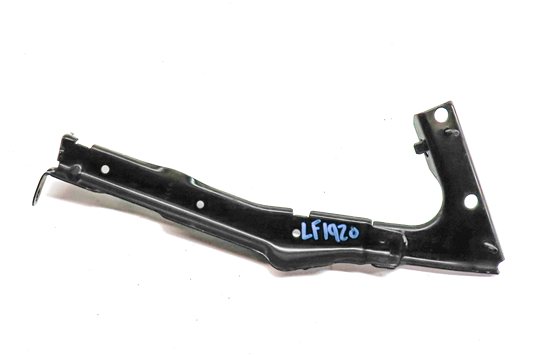 Thumbnail 2: 2013 AUDI S5 CONVERTIBLE (B8 8T) FRONT LEFT DRIVER FENDER MOUNT BRACKET