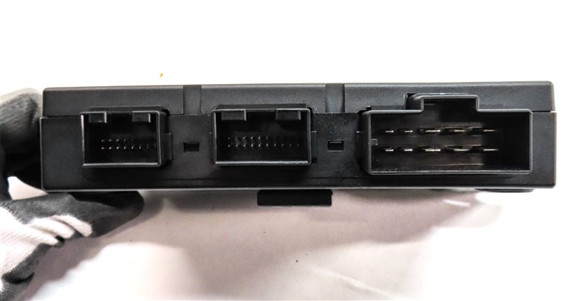 Thumbnail 5: 2010-2017 AUDI A5 S5 (B8 8T) CONVERTIBLE TOP LIFT ROOF CONTROL MODULE COMPUTER