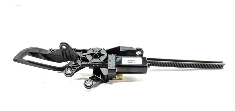 Thumbnail 3: 2013 AUDI S5 CONVERTIBLE (B8 8T) FRONT LEFT DRIVER SEATBELT EXTENDER ARM MOTOR