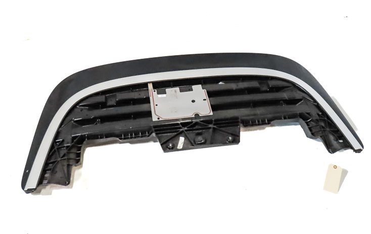 Thumbnail 2: 2013 AUDI S5 (B8 8T) CONVERTIBLE TOP FOLDING STOWAGE LID COVER PANEL