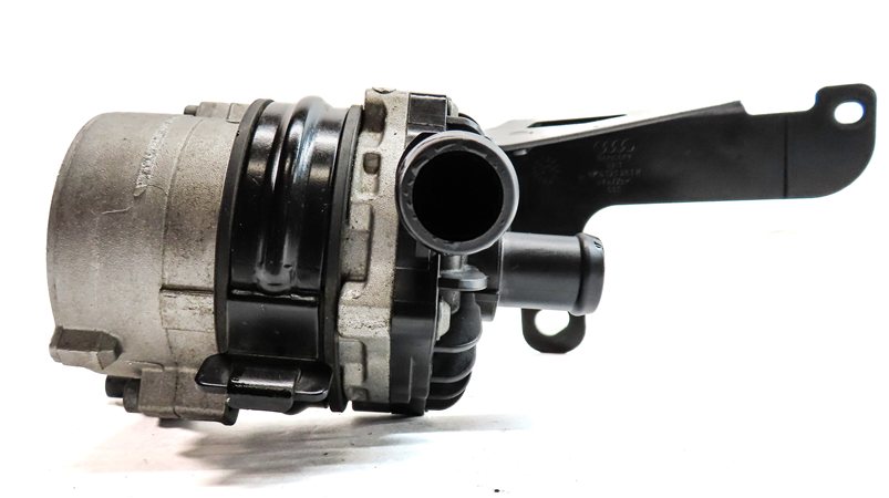 Thumbnail 5: 13 AUDI S5 CONVERTIBLE (B8 8T) 3.0L (CGXC) ELECTRIC AUXILIARY WATER COOLANT PUMP