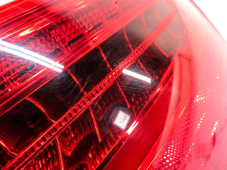 Thumbnail 10: 13-17 AUDI A5 S5 RS5 (B8 8T) REAR RIGHT OUTER TAILLIGHT BRAKE LIGHT LAMP (LED)