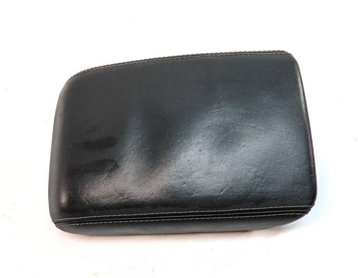 Thumbnail 2: 10-17 AUDI A5 S5 CONVERTIBLE B8 8T FRONT CENTER CONSOLE ARMREST LID (Black)