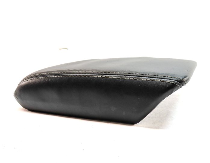 Thumbnail 3: 10-17 AUDI A5 S5 CONVERTIBLE B8 8T FRONT CENTER CONSOLE ARMREST LID (Black)
