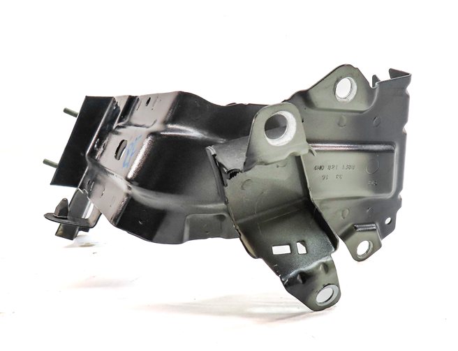 Thumbnail 3: 2017 AUDI Q7 (4M) FRONT RIGHT PASSENGER FENDER SUPPORT MOUNT BRACKET
