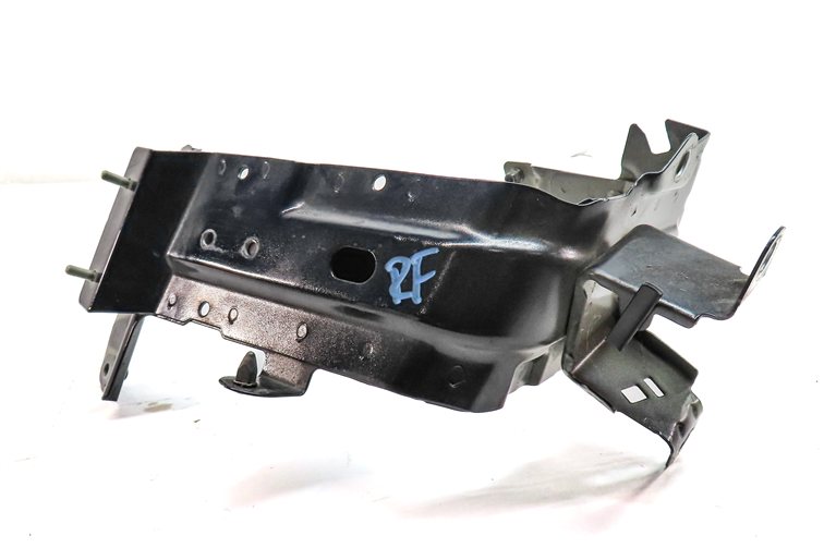 Thumbnail 4: 2017 AUDI Q7 (4M) FRONT RIGHT PASSENGER FENDER SUPPORT MOUNT BRACKET