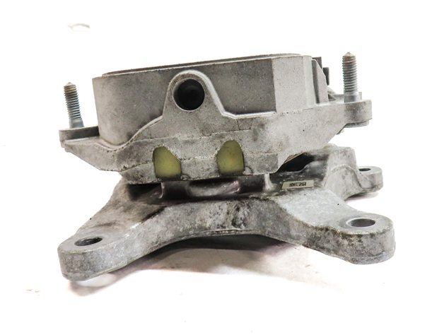 Thumbnail 4: 2017 AUDI Q7 (4M) AUTOMATIC TRANSMISSION SUPPORT MOUNT BRACKET