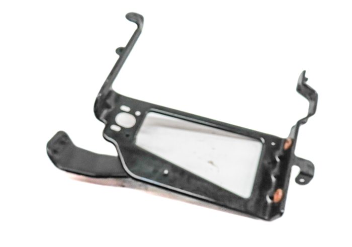 Thumbnail 2: 2017 AUDI Q7 (4M) 3.0L SUPER (CREC) ENGINE RIGHT RADIATOR SUPPORT MOUNT BRACKET