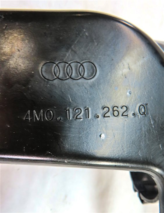 Thumbnail 7: 2017 AUDI Q7 (4M) 3.0L SUPER (CREC) ENGINE RIGHT RADIATOR SUPPORT MOUNT BRACKET