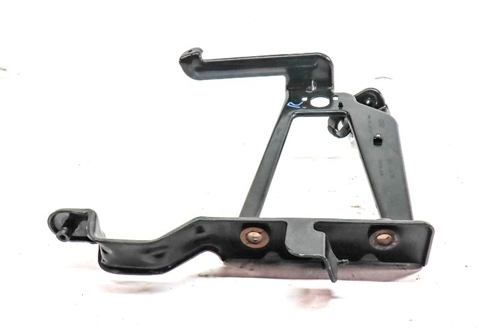 Thumbnail 3: 2017 AUDI Q7 (4M) 3.0L SUPER (CREC) ENGINE LEFT RADIATOR SUPPORT MOUNT BRACKET