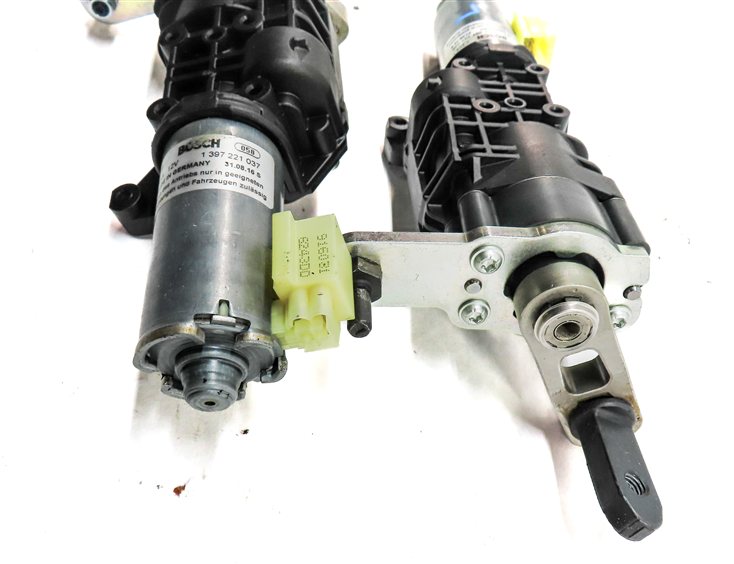 Thumbnail 5: 2017-2022 AUDI Q7 (4M) LEFT & RIGHT REAR TRUNK ASSIST DRIVE MOTOR SET-2