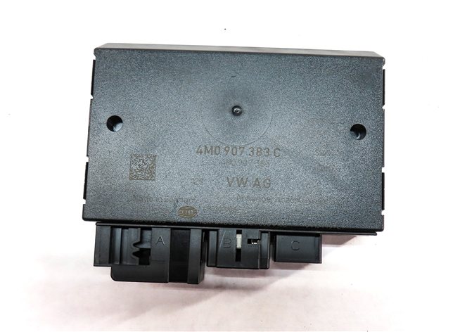 2017 AUDI Q7 (4M) REAR TOW TOWING TRAILERING TRAILER DETECTION MODULE