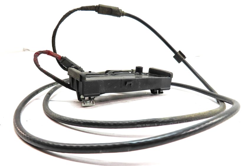 Thumbnail 3: 17 AUDI Q7 (4M) REAR TRUNK LIFTGATE HATCH LID FOOT KICK RELEASE SENSOR w/ANTENNA