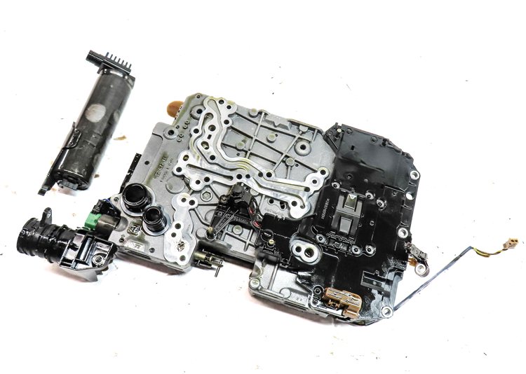 Thumbnail 2: 17-19 AUDI Q7 4M 3.0L AUTOMATIC TRANSMISSION ID SHS VALVE BODY w/HYDRAULIC PUMP