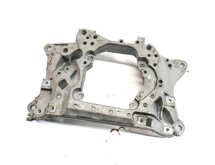 Thumbnail 2: 2017 AUDI Q7 (4M) AUTOMATIC TRANSMISSION CROSSMEMBER SUPPORT MOUNT BRACKET