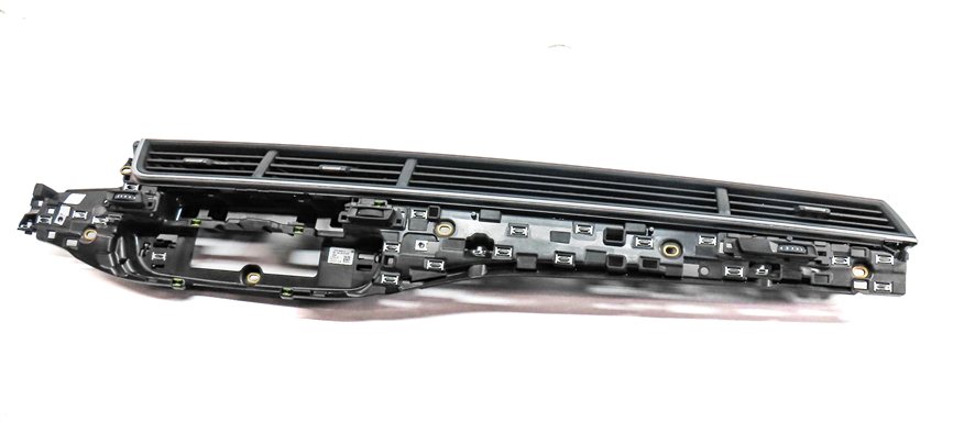 Thumbnail 4: 2017 AUDI Q7 (4M) FRONT CENTER RIGHT DASH HEAT AIR AC HVAC VENT ASSEMBLY (Black)