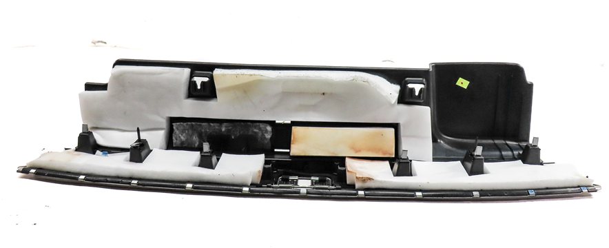 Thumbnail 6: 2017 AUDI Q7 (4M) REAR TRUNK LIFTGATE HATCH LID SILL SCUFF PLATE TRIM MOULDING