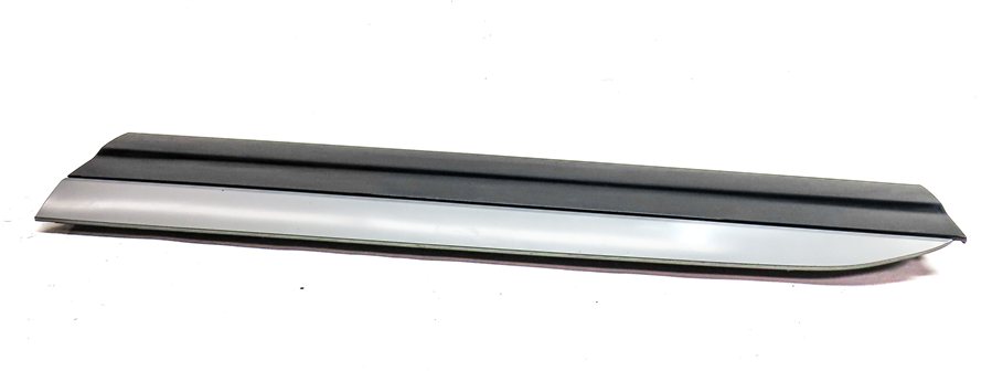 Thumbnail 2: 2017-2019 AUDI Q7 (4M) FRONT LEFT DRIVER LOWER DOOR MOULDING TRIM (Blue)