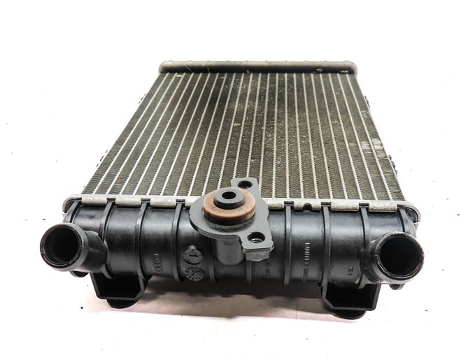 Thumbnail 4: 2017-2019 AUDI Q7 (4M) 3.0L SUPERCHARED ENGINE LEFT DRIVER AUXILIARY RADIATOR