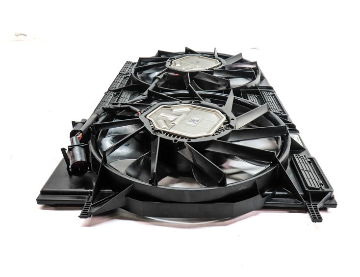 Thumbnail 4: 17-20 AUDI Q7 (4M) 3.0L SUPER RADIATOR COOLING FAN BLADE MOTOR SHROUD ASSEMBLY
