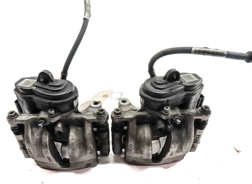 Thumbnail 4: 2017-2020 AUDI Q7 Q8 (4M) REAR LEFT DRIVER BRAKE CALIPER w/ LINES