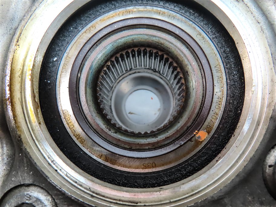 Thumbnail 6: 2017-2022 AUDI Q7 (4M) REAR RIGHT PASSENGER SPINDLE KNUCKLE WHEEL HUB w/ SHIELD