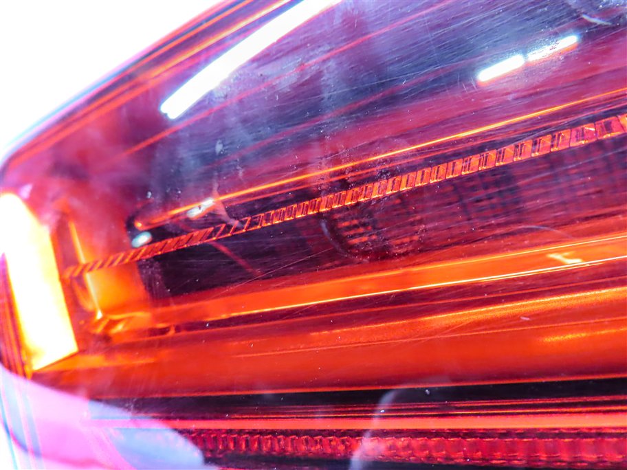 Thumbnail 10: 17-19 AUDI Q7 (4M) REAR RIGHT PASSENGER TRUNK TAILLIGHT LED BRAKE LIGHT LAMP