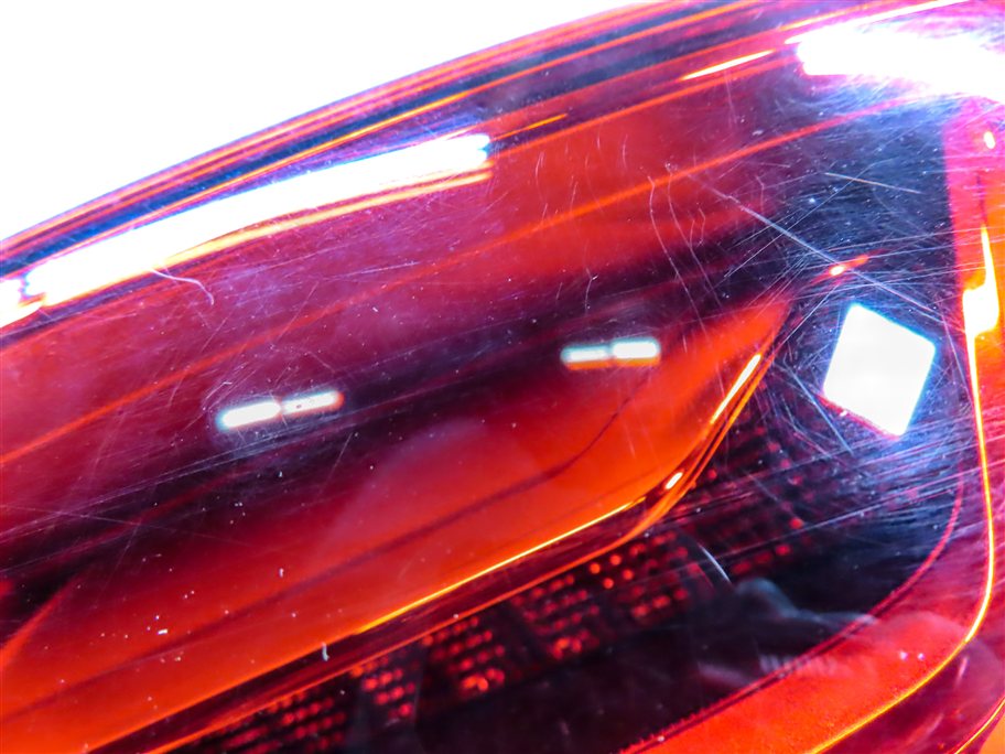Thumbnail 12: 17-19 AUDI Q7 (4M) REAR RIGHT PASSENGER TRUNK TAILLIGHT LED BRAKE LIGHT LAMP