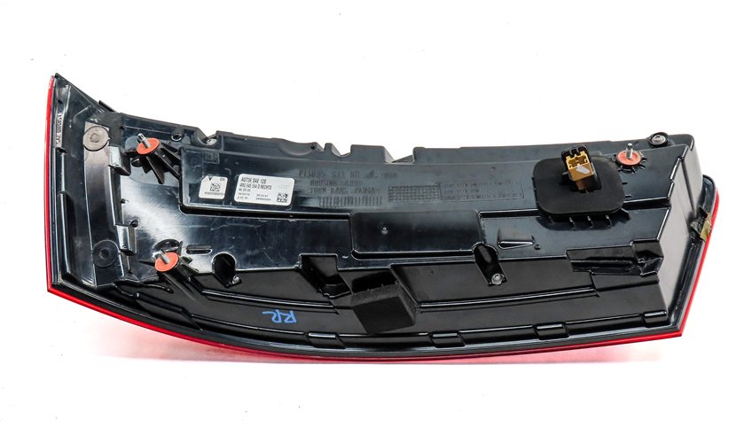 Thumbnail 8: 17-19 AUDI Q7 (4M) REAR RIGHT PASSENGER TRUNK TAILLIGHT LED BRAKE LIGHT LAMP