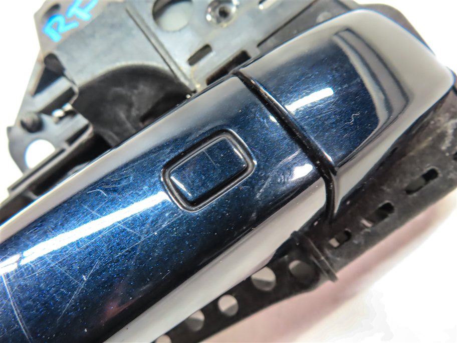 Thumbnail 6: 2017-2020 AUDI Q7 (4M) FRONT RIGHT PASSENGER KEYLESS DOOR HANDLE (Blue)