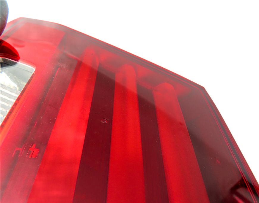 Thumbnail 7: 11-13 BMW 528i 535i 550i M5 (F10) RIGHT REAR INNER TRUNK TAILLIGHT LIGHT LAMP