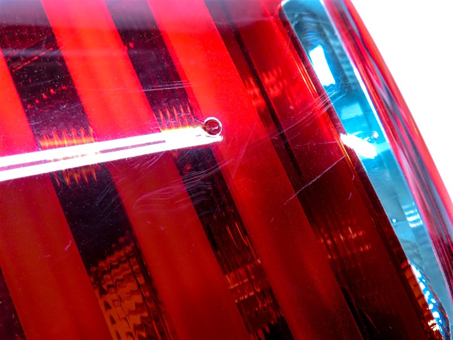 Thumbnail 8: 2011-2013 BMW 528i 535i 550i M5 (F10) LEFT REAR TRUNK LID TAILLIGHT LIGHT LAMP