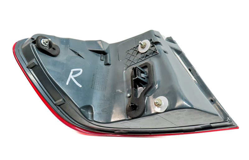 Thumbnail 6: 2011-2013 BMW 528i 535i 550i M5 (F10) RIGHT PASSENGER TAILLIGHT BRAKE LIGHT LAMP