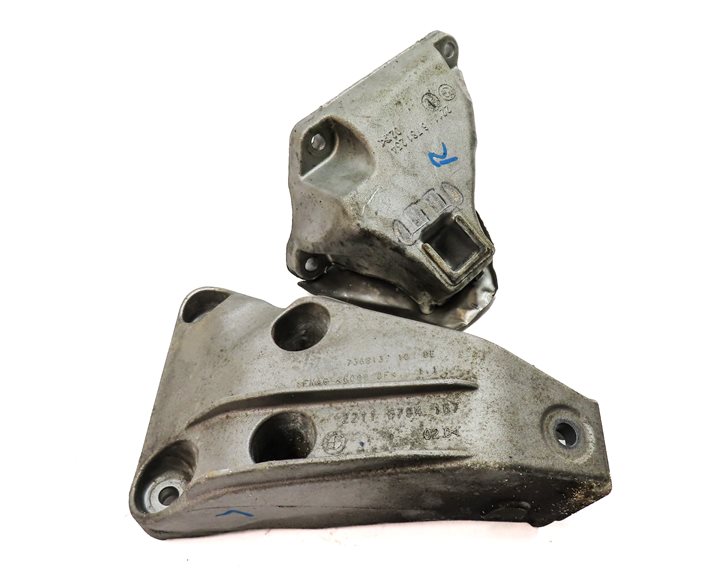Thumbnail 3: 2013 BMW 528XI (F10) 2.0L (N20) ENGINE MOTOR MOUNT SUPPORT BRACKET SET/2