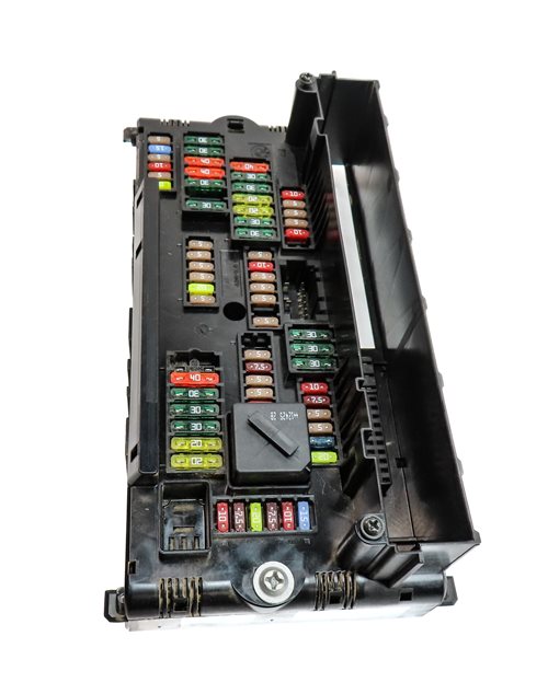 Thumbnail 3: 2012-2017 BMW 5 6 7 (F01 F06 F10) FRONT POWER DISTRIBUTION RELAY FUSE BOX