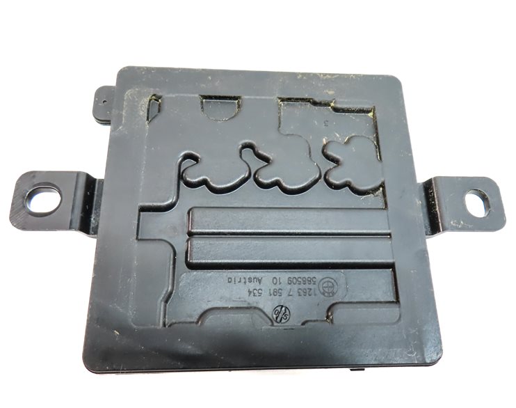 Thumbnail 4: 2013 BMW 528XI (F10) 2.0L (N20) ENGINE INTEGRATED POWER SUPPLY CONTROL MODULE